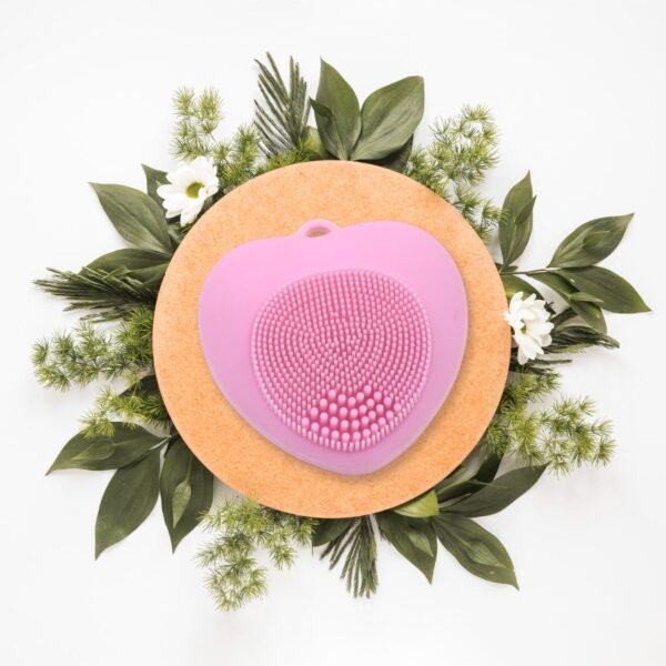 Waterproof Heart-Shaped Face Wash Brush | Silicone Facial Cleansing &