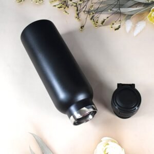 Water Bottle for Kids ? Insulated Stainless Steel Bottle (800 ML / 1 Pc)