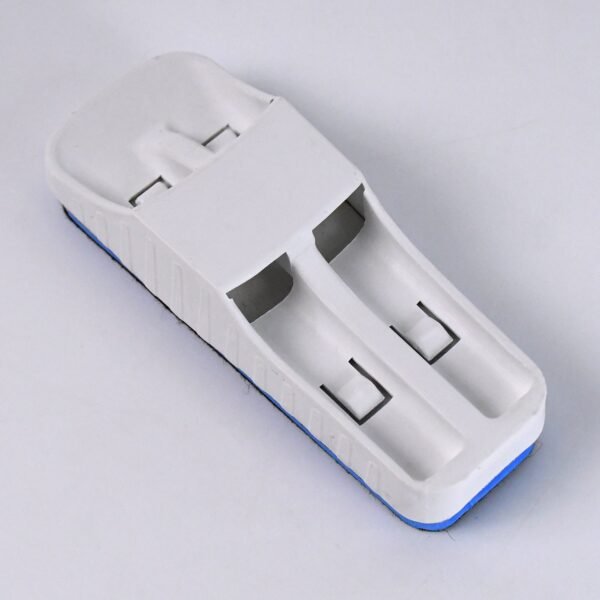 Magnetic Duster With Marker Holder (1 Pc) - Image 3