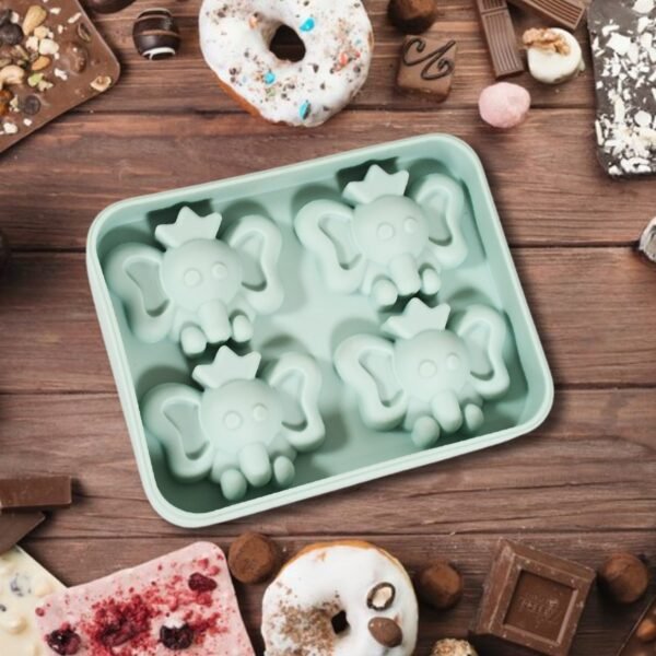 Silicone Cartoon Shape 4 Grid Ice Cube Tray Ice Cube Molds Trays Small Cubes