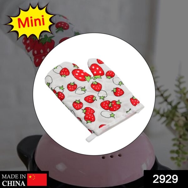 Designer Multicoloured Oven Mitt and Pot Holder - Image 2