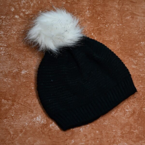 Men's and Women's Skull Slouchy Winter Woolen Knitted Black Inside Fur Beanie