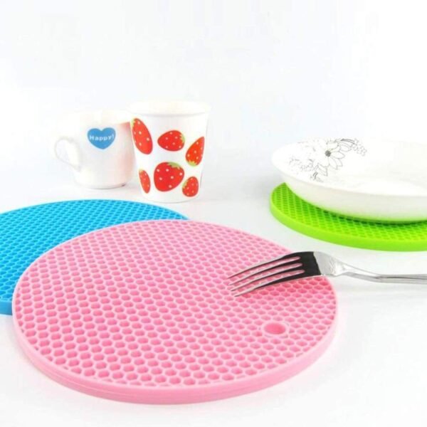 Mat, 1Pc Silicone Hot Mat used for breakfast, lunch and dinner purposes in