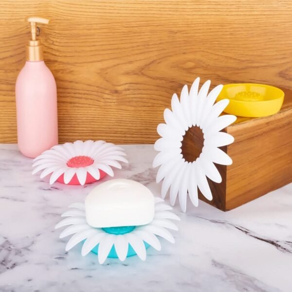 Flower Shape Portable Soap Dish Holder Soap Case - Image 3
