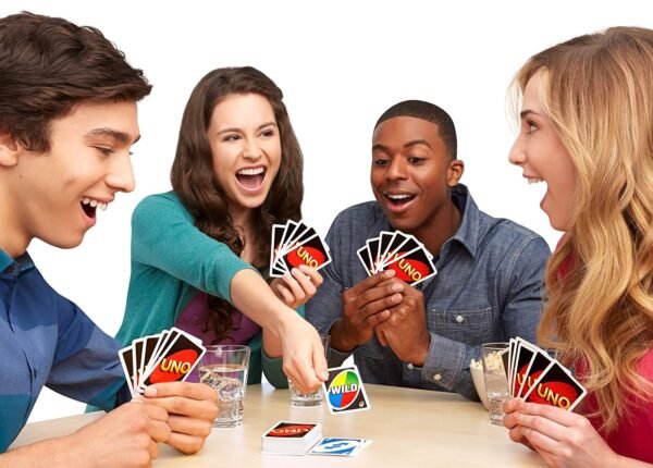 UNO Pixar  Anniversary Card Game with 112 Cards - Image 3